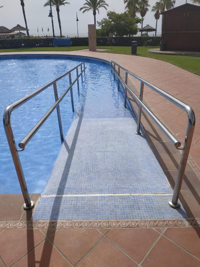 Luxury House 110 M2 On The Beach, Pool, Parking Torremolinos Extérieur photo